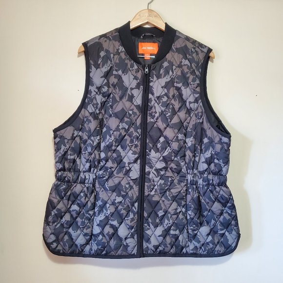 Joe Fresh Jackets & Blazers - JOE FRESH / 2X / Women's Camo Print Cinch Waist Diamond Quilted Puffer Vest